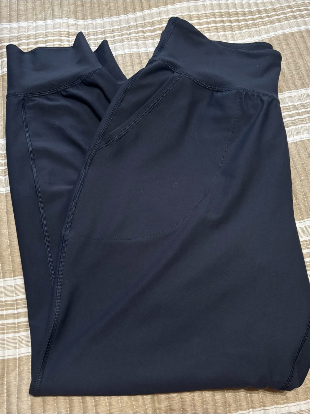 Old Navy Go-Dry PowerSoft Joggers | Women’s Medium Navy blue
